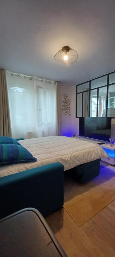 Apartament Le Pourpre Chelles  Zewnętrze zdjęcie